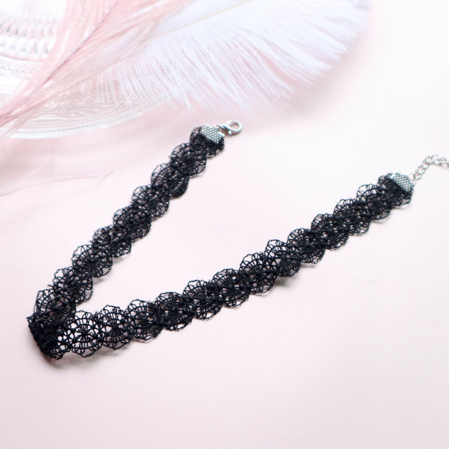 Lace Collar Short Clavicle Chain Sweater Necklaces