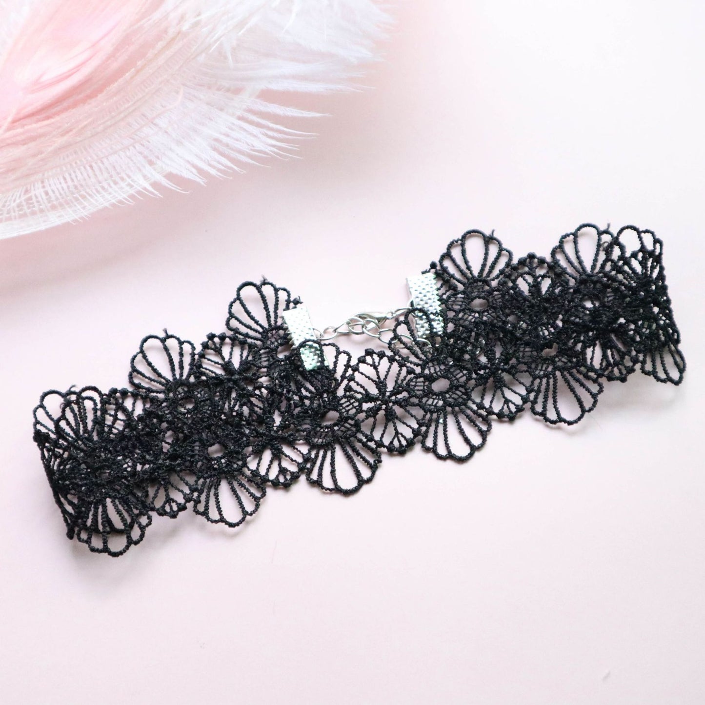 Lace Collar Short Clavicle Chain Sweater Necklaces