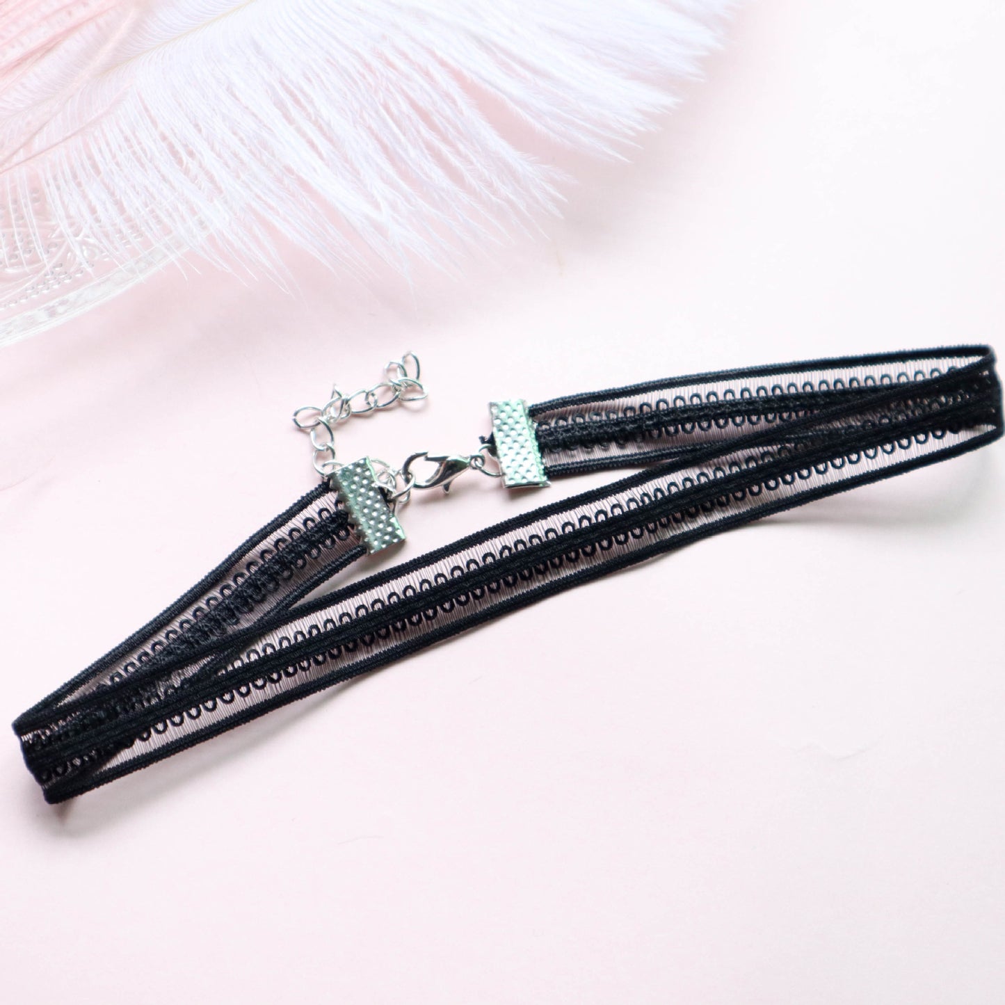 Lace Collar Short Clavicle Chain Sweater Necklaces