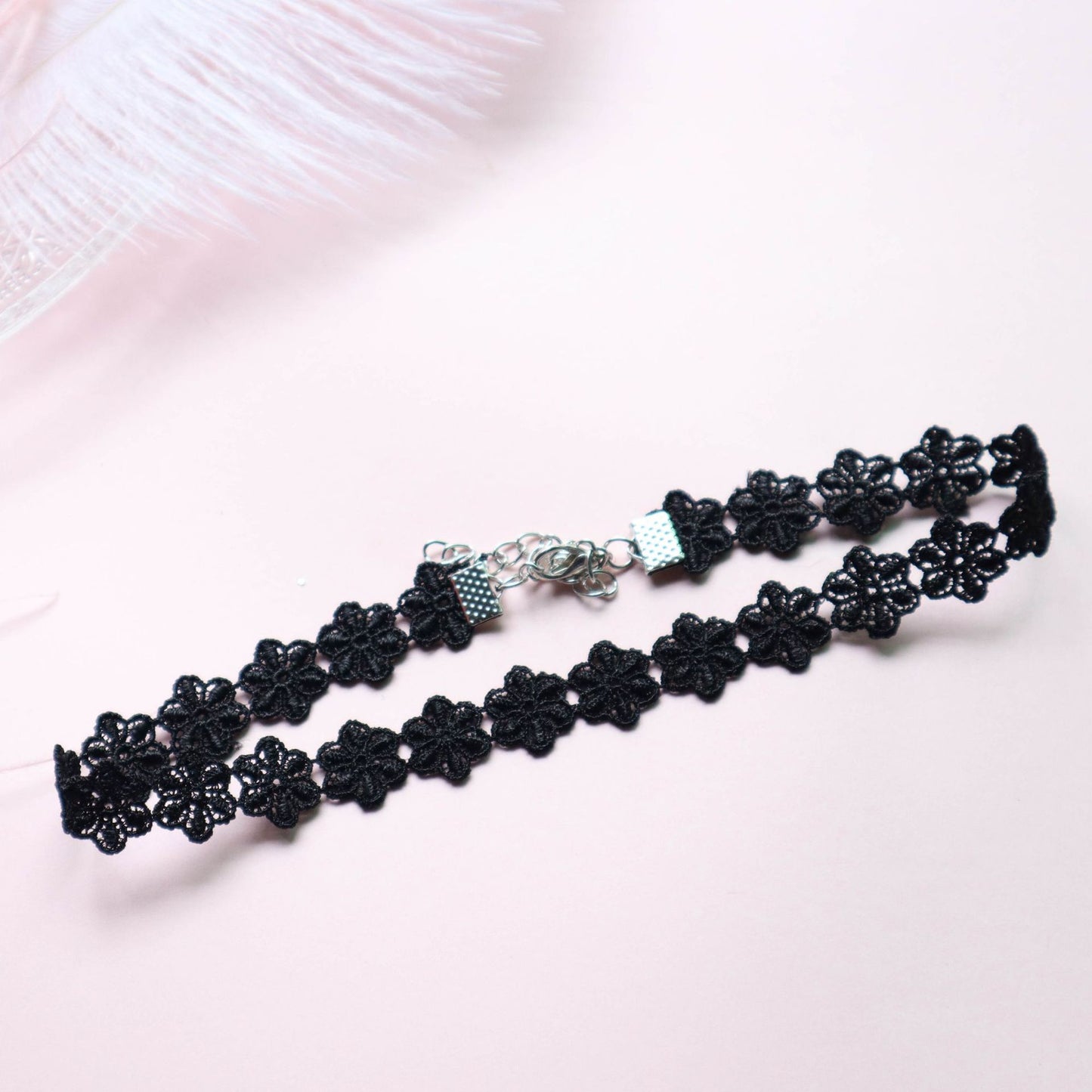 Lace Collar Short Clavicle Chain Sweater Necklaces