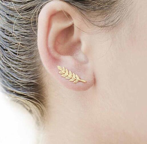 Women's Bohemian Ethnic Micro Gold Feather Simple Earrings