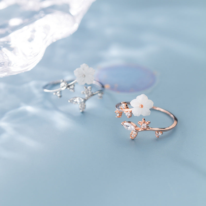Women's Korean Fresh Flower Leaf Diamond Stylish Rings