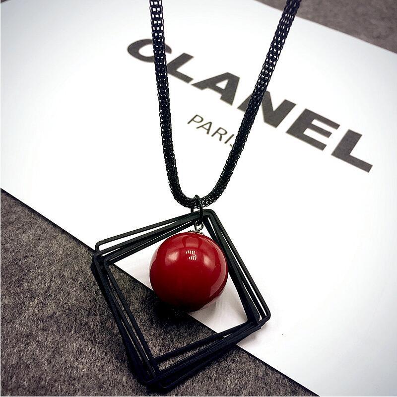 Women's Creative Pearl For Small Gift Accessory Necklaces