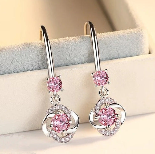 Trendy Long Elegant Four-leaf Clover Ear Earrings
