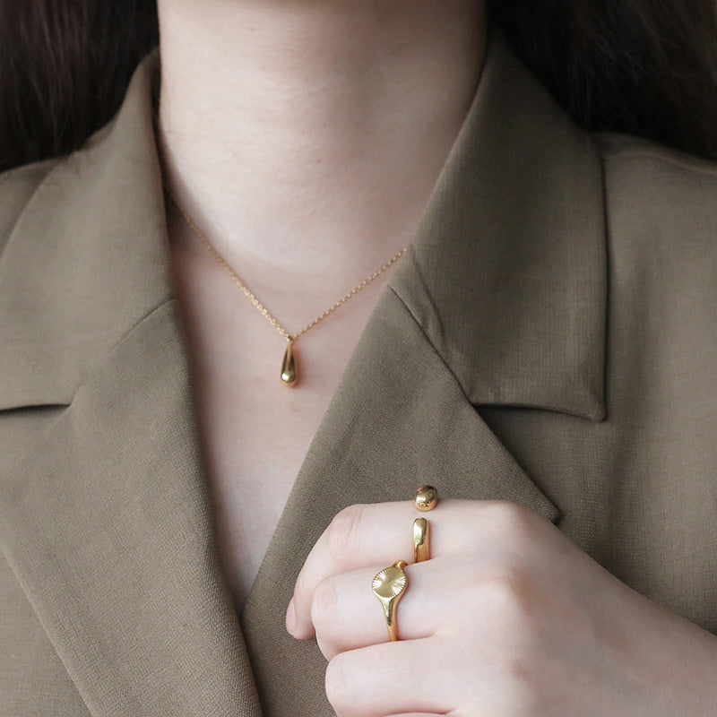 Radiation Versatile Fashion Batch Flower Titanium Rings