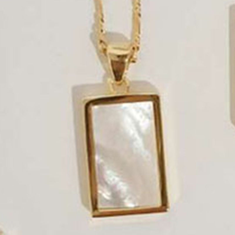 Inlaid Titanium Steel Plated Gold Shell Necklaces