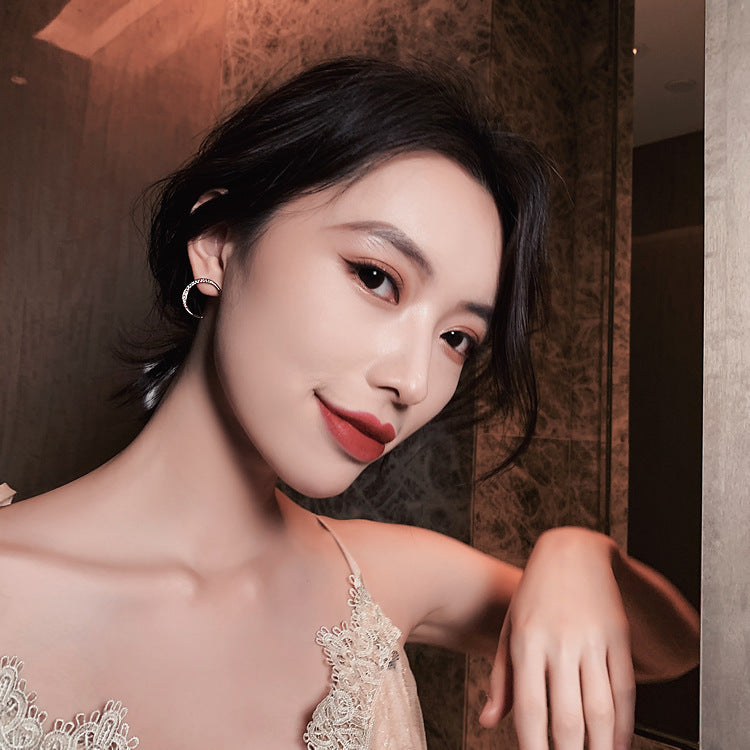 Sier Needle Temperament Female Ear Asymmetric Earrings