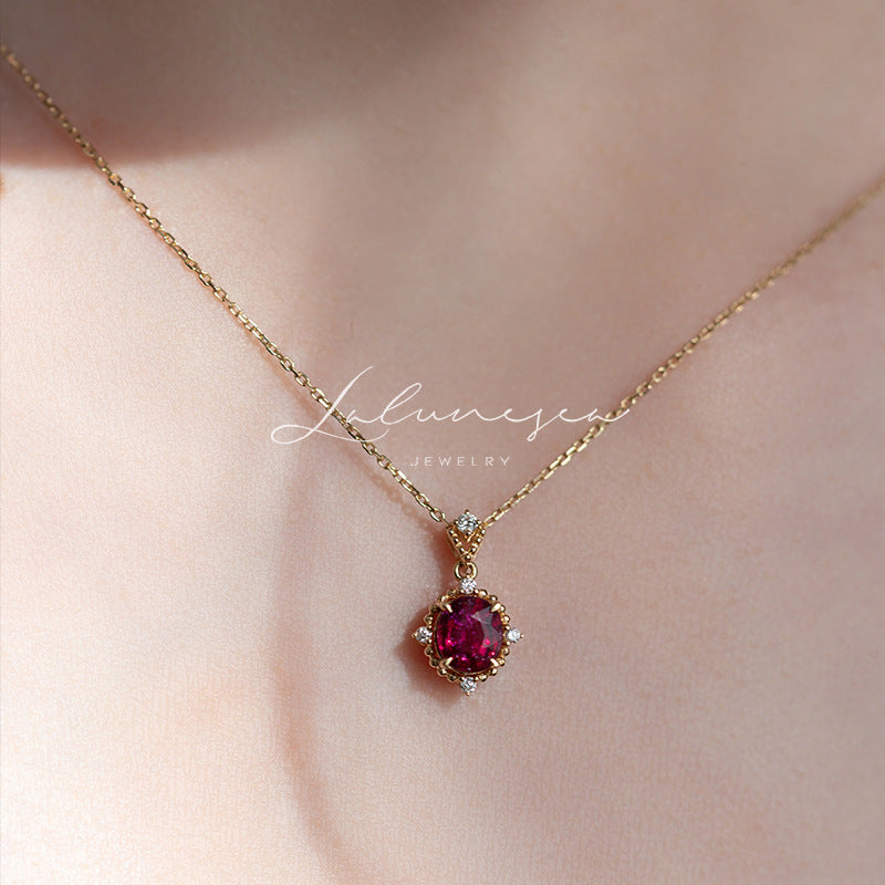 Sterling Sier Gold-plated Ruby Exquisite Retro Simple Necklaces