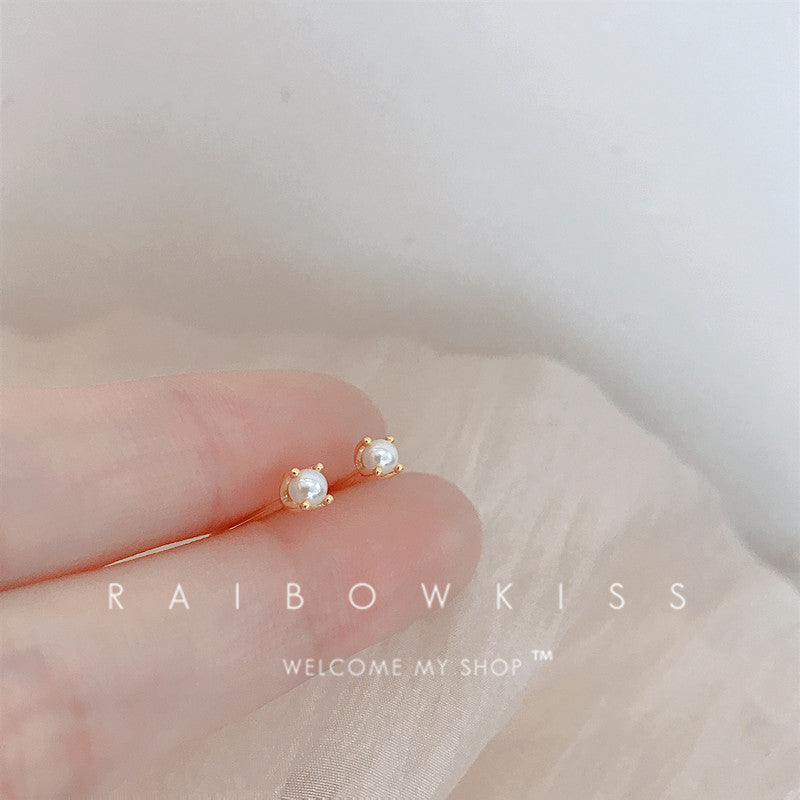 Mini Invisible Small Pearl Style Mild Earrings