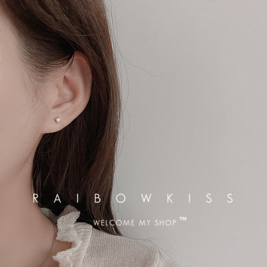 Mini Invisible Small Pearl Style Mild Earrings