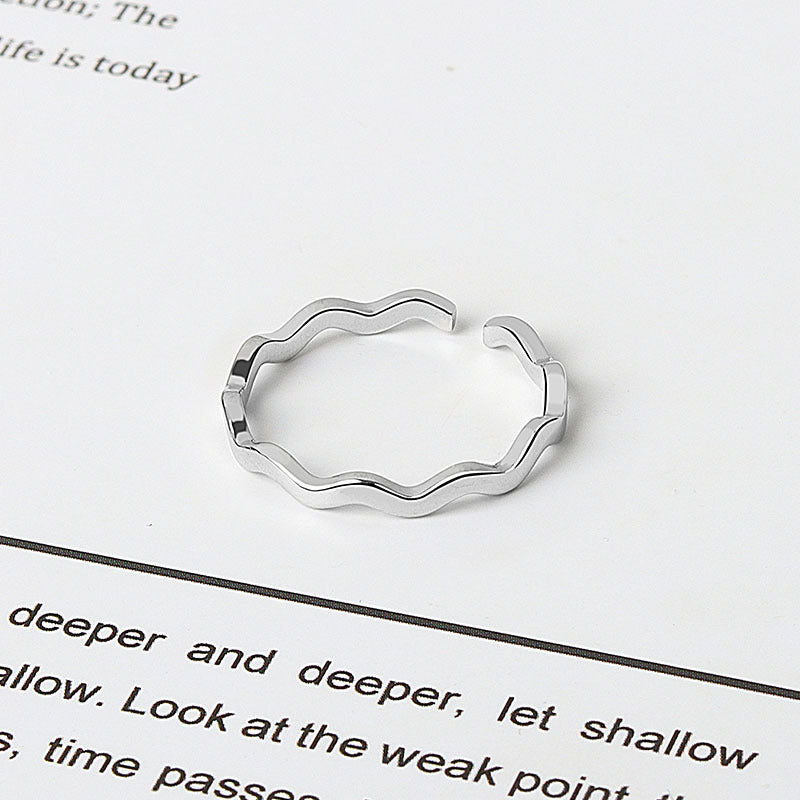 Wave Line Female Light Luxury Simplicity Rings