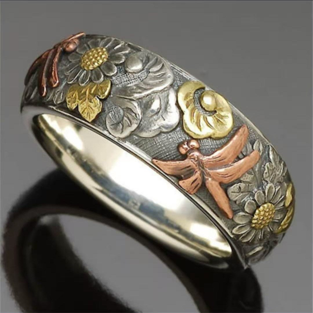 Ornament Vintage Carved Pattern Dragonfly Flower Rings