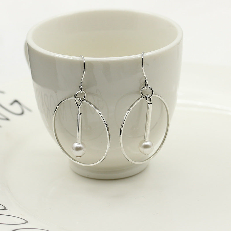 Women's Simple Hollow Circle For Graceful Personality Earrings