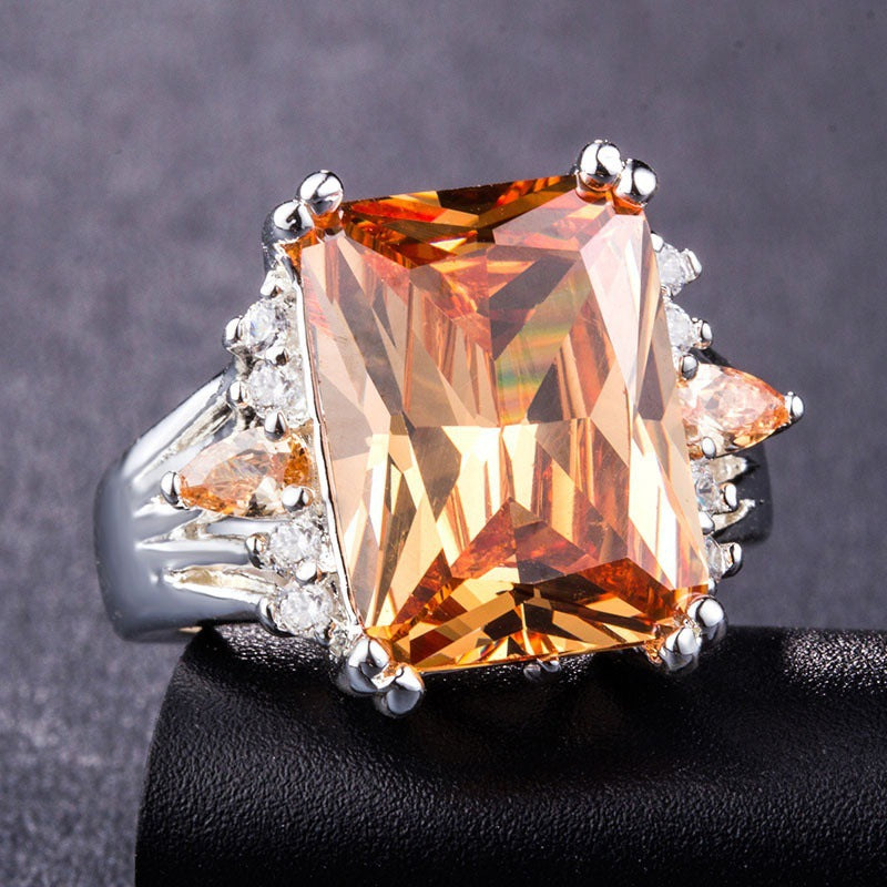 New Creative Exaggerated Colored Gemstone Ornament Rings