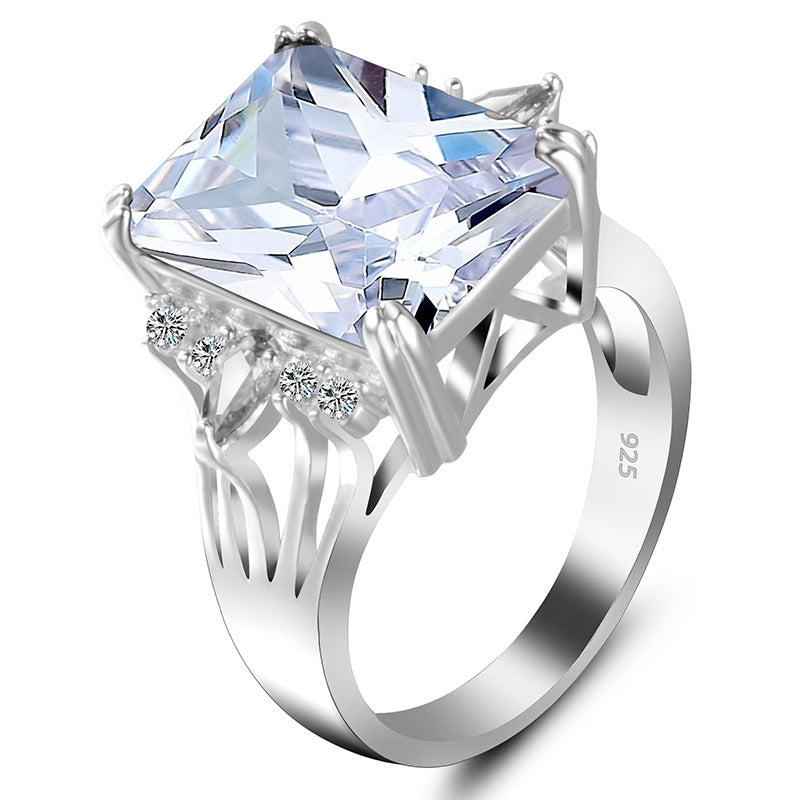 New Creative Exaggerated Colored Gemstone Ornament Rings