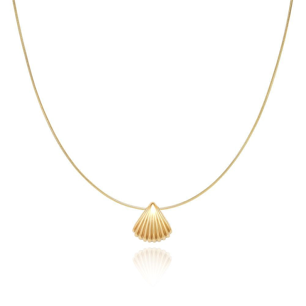 Ocean Style Short Chain Fan-shaped Shell Snake Bone Necklaces