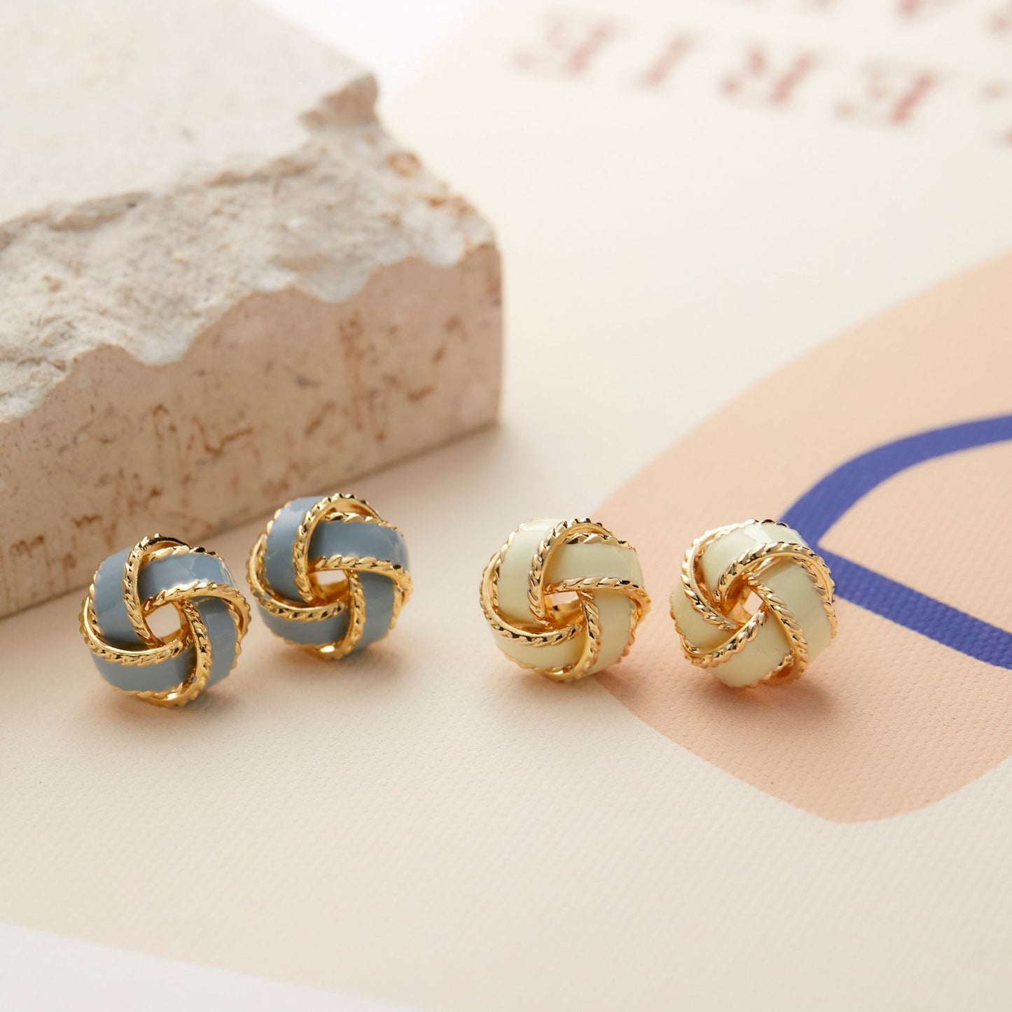 Blue Niche French Retro High-grade Truelove Knot Ear Earrings