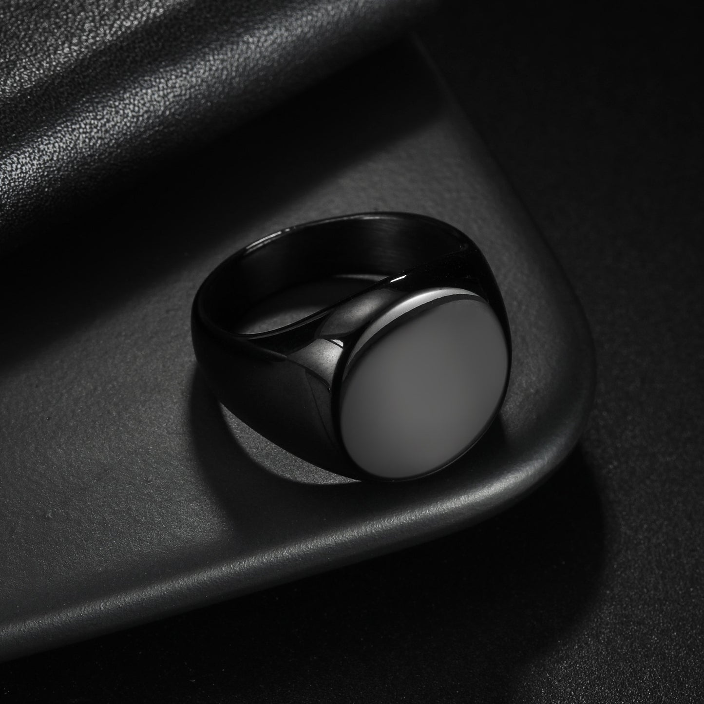 Men's Popular Titanium Steel Round Casting Stamp Rings