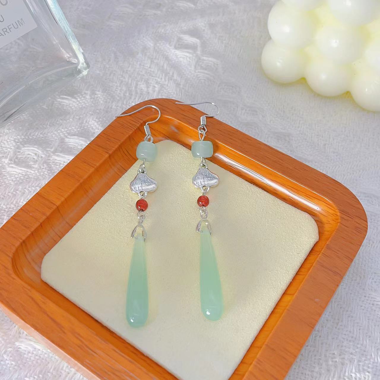 Women's Chinese Style Imitation Jade Beaded Palace Retro Earrings