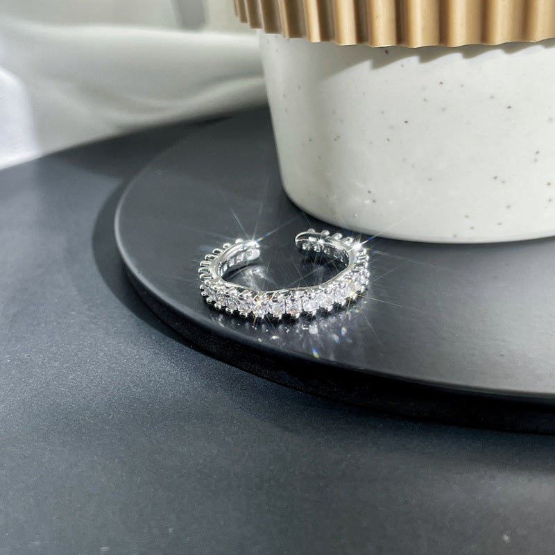 Exquisite Small Simple Inlaid Open-end Zircon Female Rings