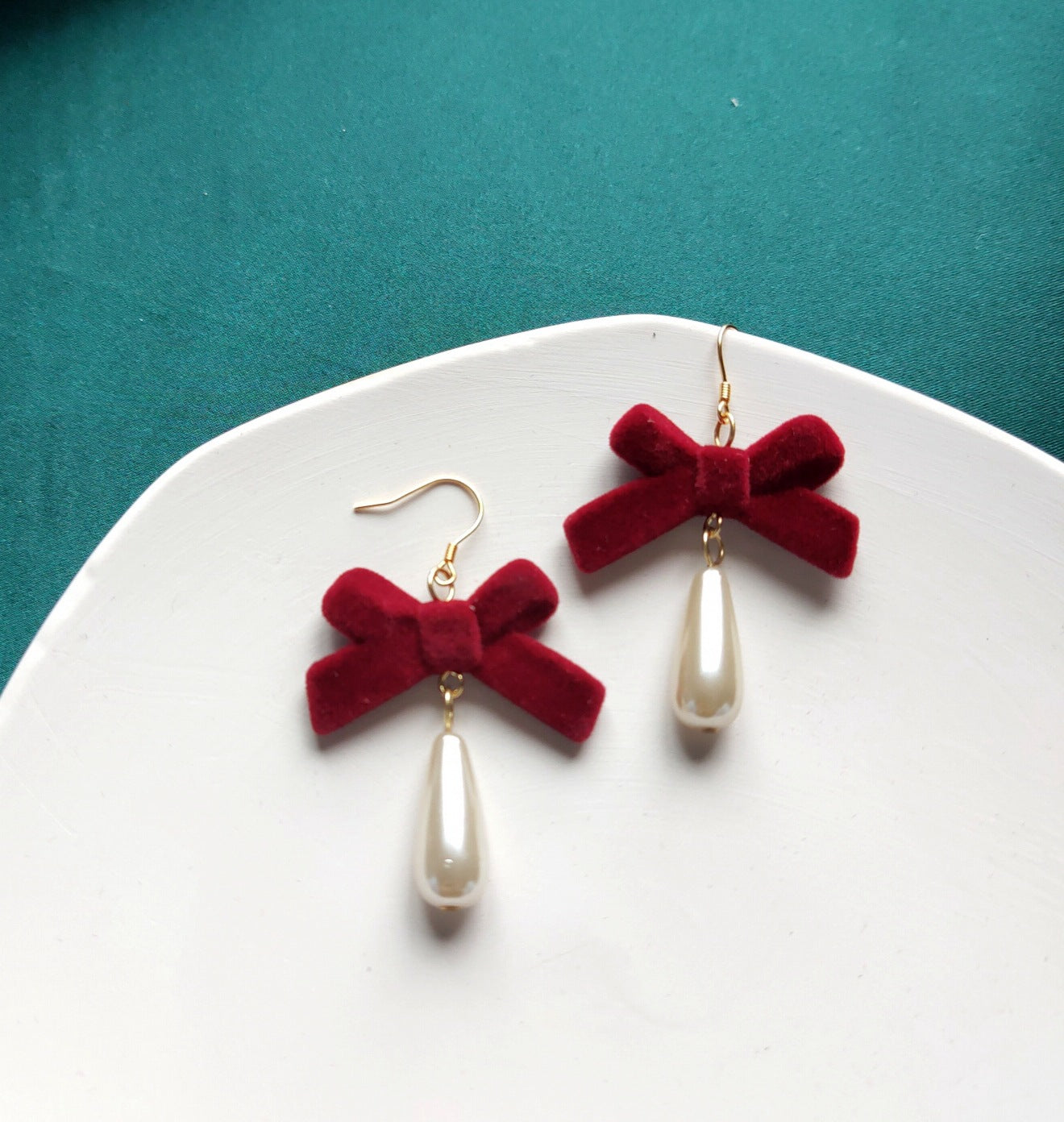 Court Veet Wine Red Bow Water Drop Pearl Girly Rings