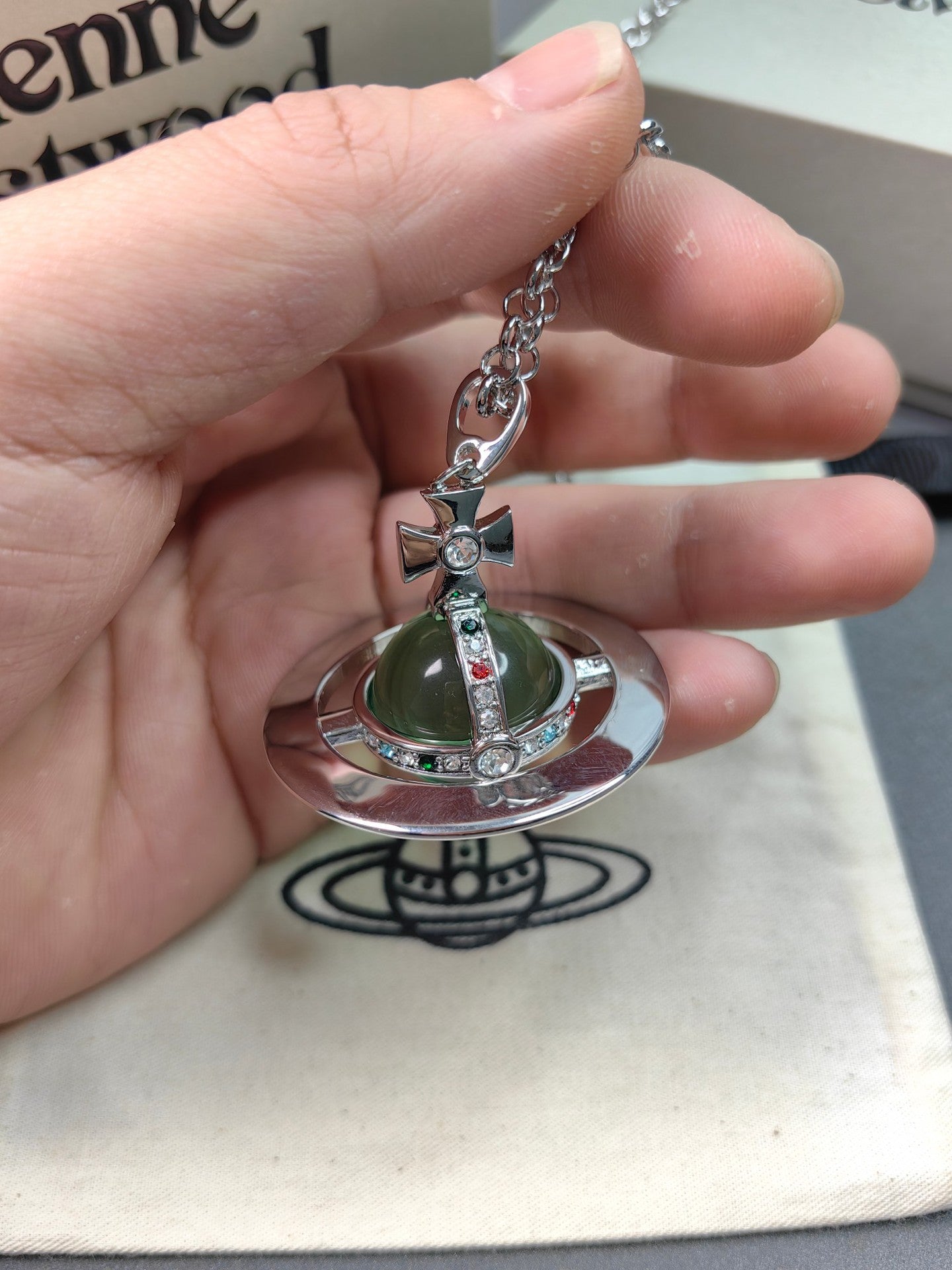 Mother Three-dimensional Planet Glacier Blue Large Necklaces