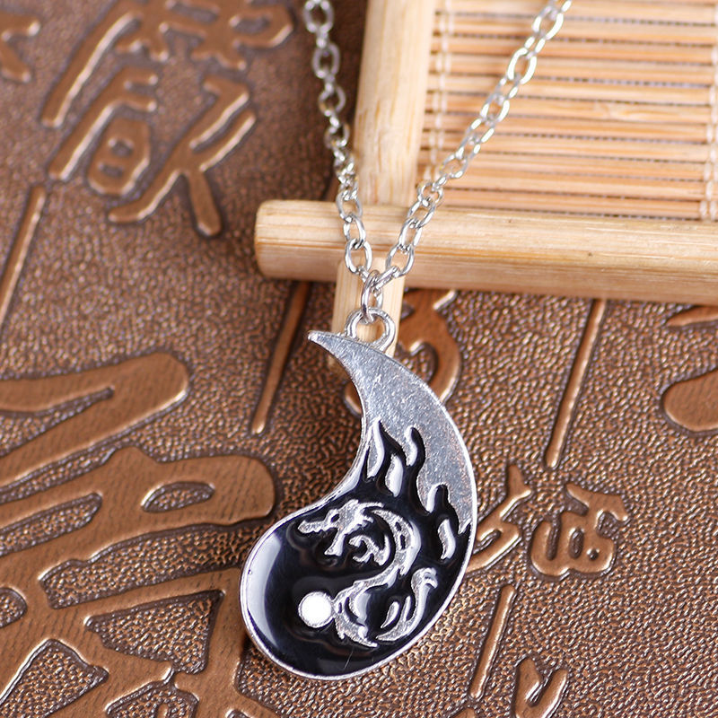 Creative Dragon Tai Gossip Totem Stitching Pendants