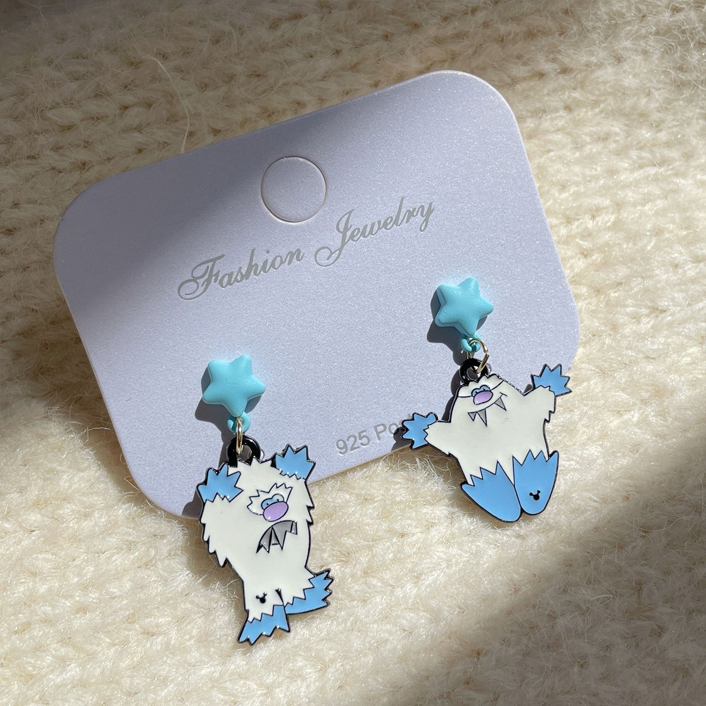 Female Sier Needle Niche Design Cartoon Earrings