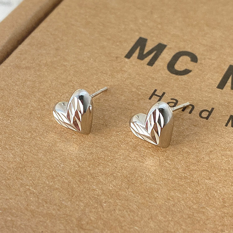 Sier High-grade Exquisite Small Ear Three-dimensional Carven Design Earrings