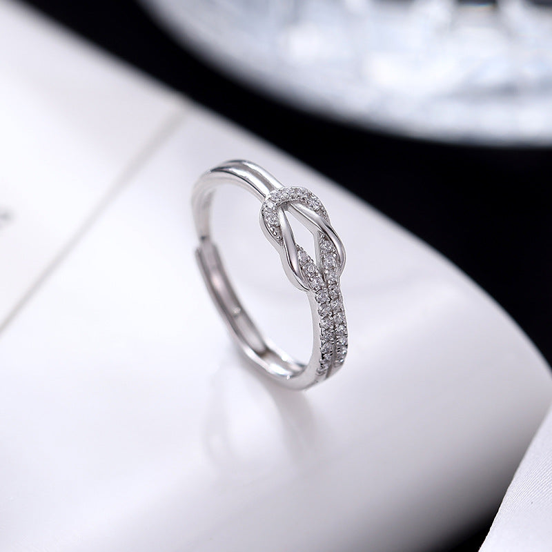 Women's Mobius Under Banyan Tree Simple Fashion Rings