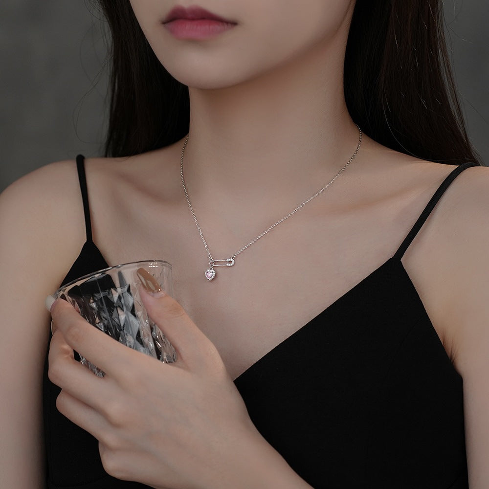 Design Exquisite High-grade Light Luxury Clavicle Necklaces