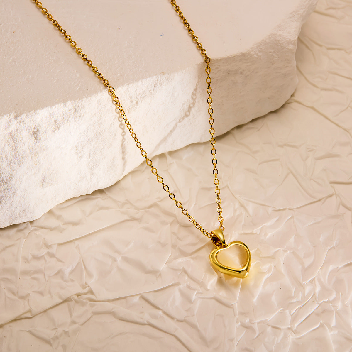 Women's Stone Imitated Agate Heart Shape Peach Colored Loving Necklaces