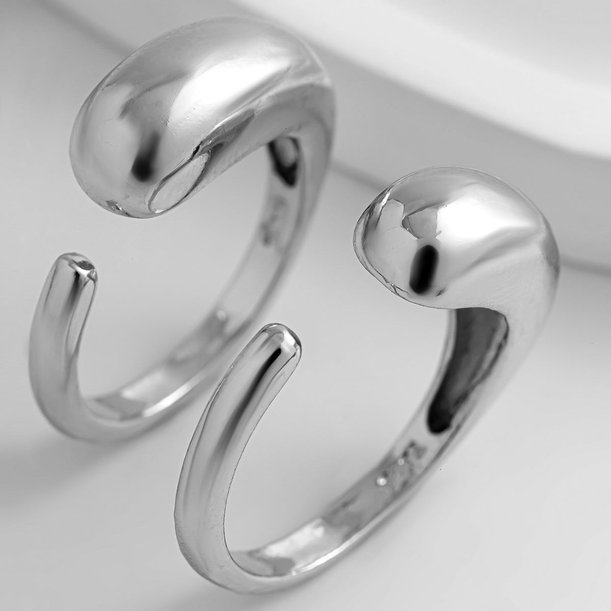 Ornament Design Hip Hop Metal Water Drop Hug Simple Rings