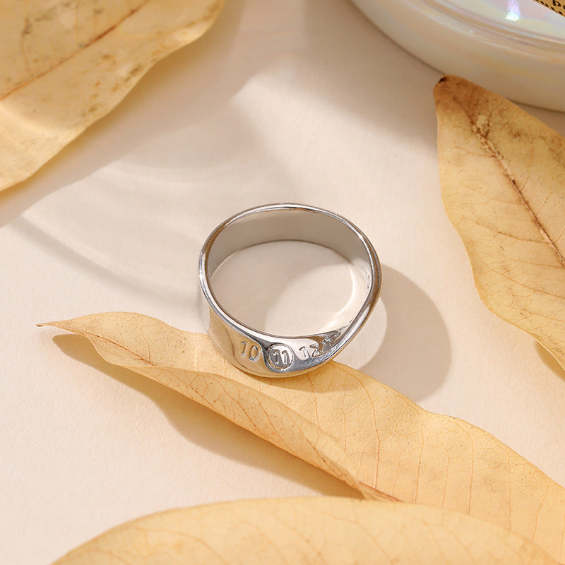 Mobius Niche Simple Fashion Personality Distressed Rings