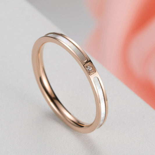 Titanium Steel Circle Fritillary Inlaid Rhinestone Female Temperament Rings