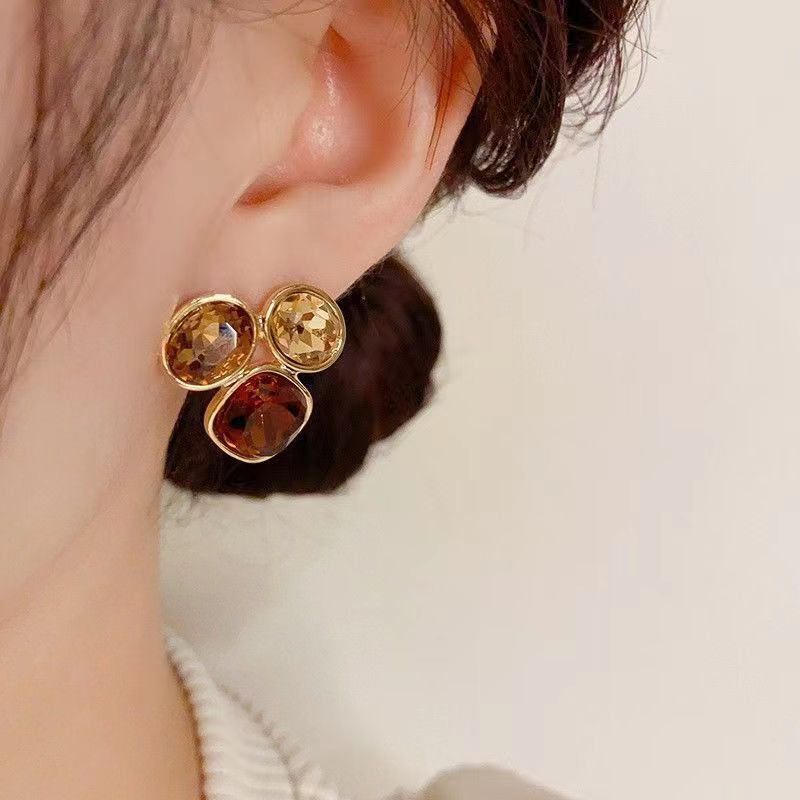Sier Needle Simple Exquisite Square Zircon Light Luxury High-grade Earrings