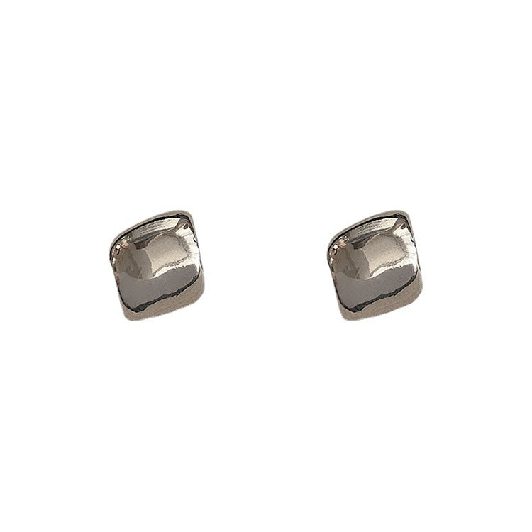 Women's Sier Simple Elegant Fashionable High-grade Niche Earrings