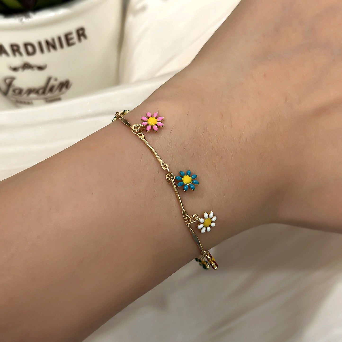 Colorful Oil Little Daisy Flower Fashion Bracelets