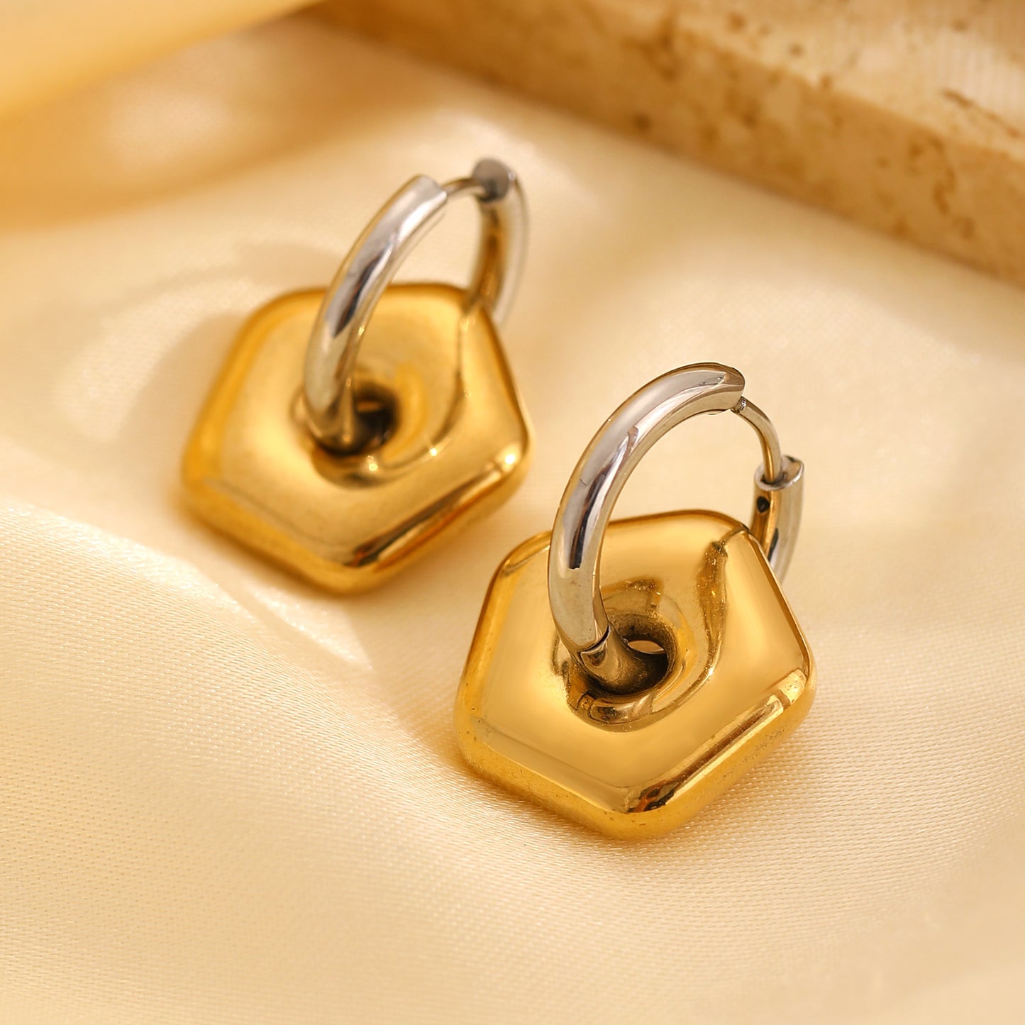 Fashion Gold Stainless Steel Ear Vintage Earrings