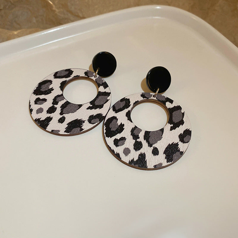Leopard Print Artificial Leather Ear Fabulous Earrings