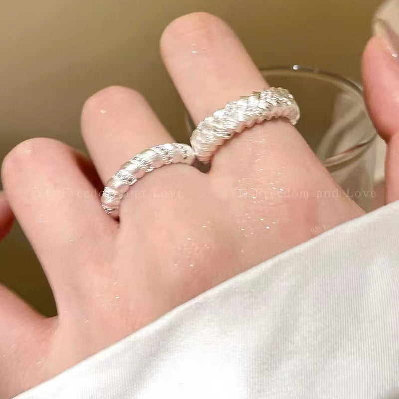 Simple Brushed Female Niche High-grade Light Rings