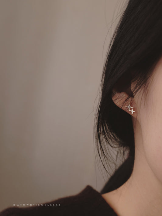 Sier Gold-plated Light Small Star Zircon Simple Temperament Earrings