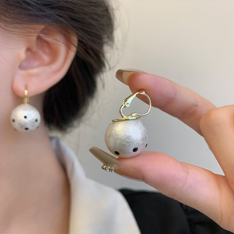 Women's Dot Ball Ear Clip Simple High-grade Earrings