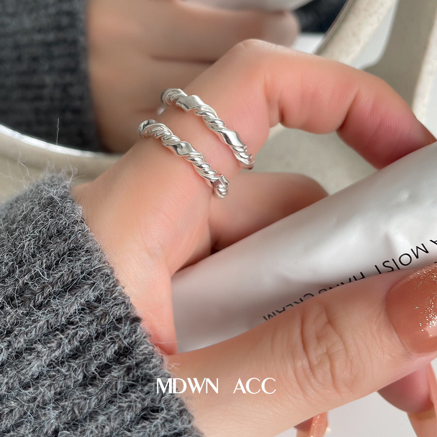 Cool Personalized Index Finger Female Tinfoil Texture Rings
