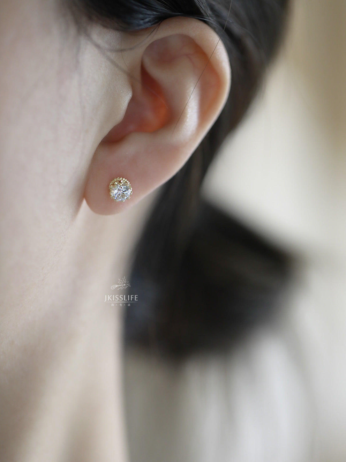 Retro Elegant Sparkling Round Diamond French Earrings