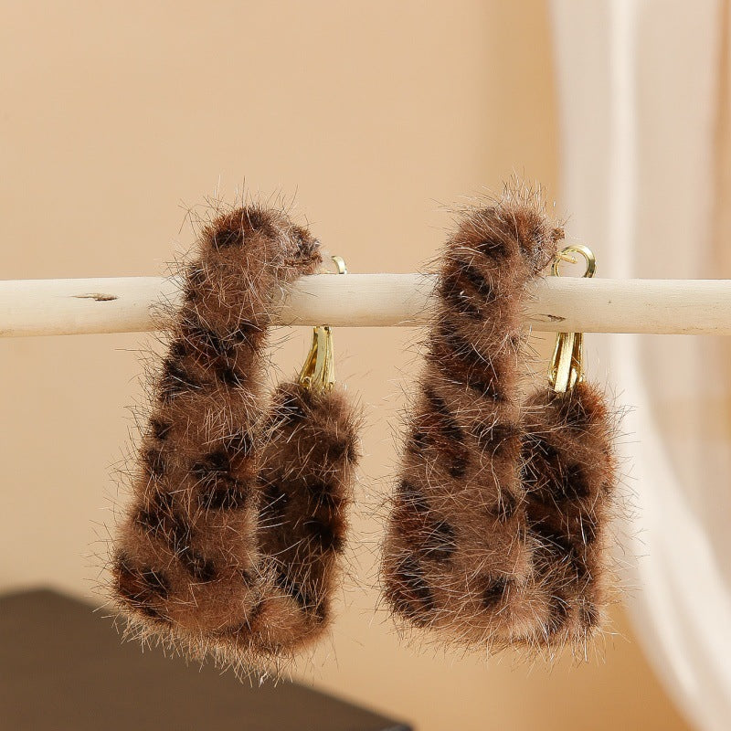 Women's Needle Flocking Leopard Print Geometric Ear Earrings