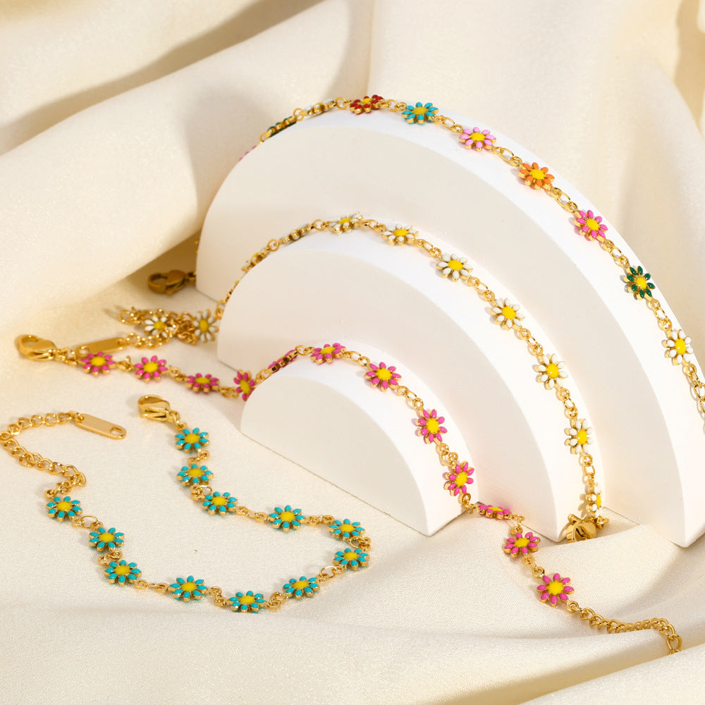 Style Female Fashionable Golden Color Little Bracelets