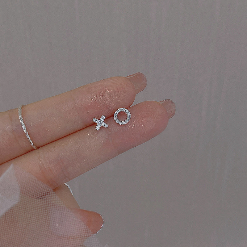 Asymmetric Alphabet Letter Female Simple Graceful Earrings