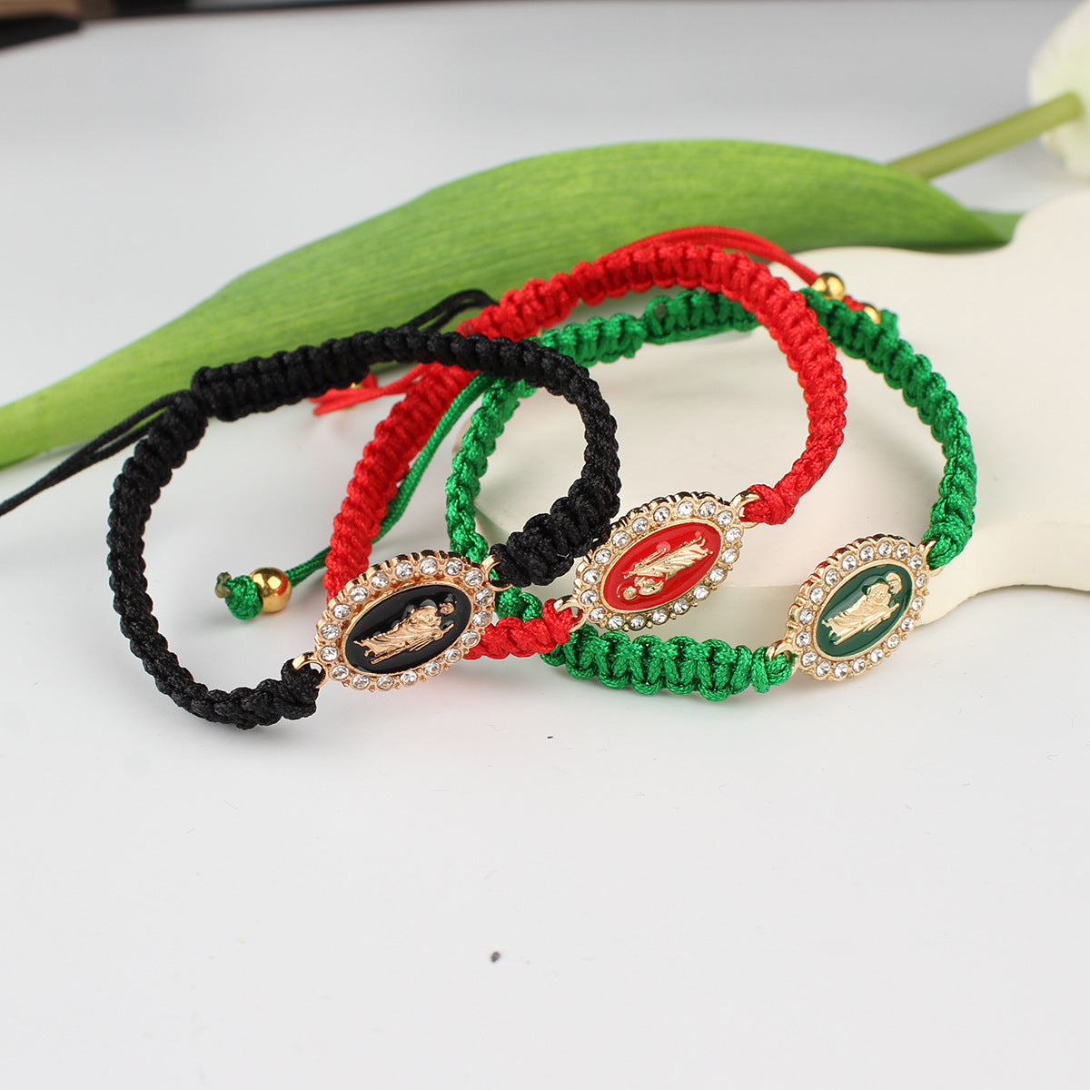 Personalized Virgin Mary Hand-woven Adjustable Card Bracelets
