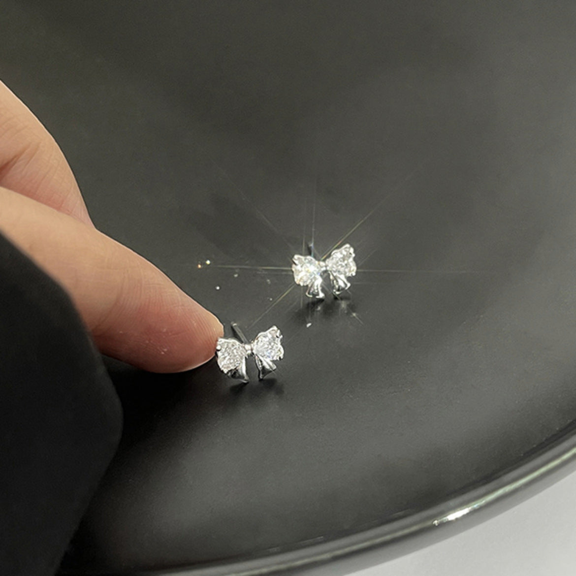 High Sense Bow Simple Minority Design Earrings